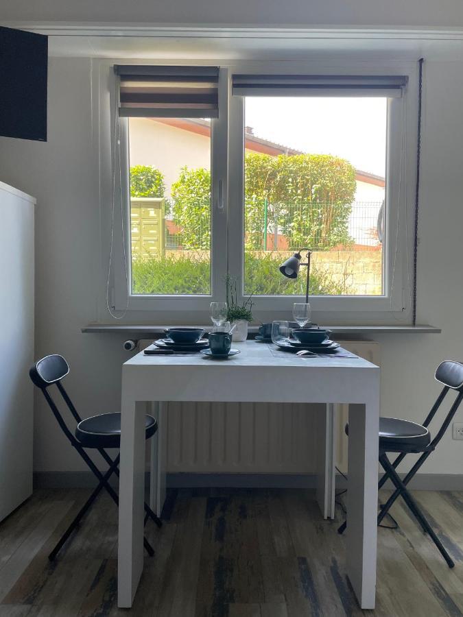 Dnn - Stylish Studio - Free Wifi, Netflix And Parking - Min Away To Basel And Airport - Dishwasher, Washing Machine Saint-Louis  Eksteriør billede